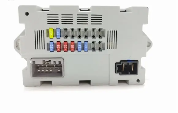 Jaguar I-Pace Fuse module CPLA14Q073AA 71739084 1903016336