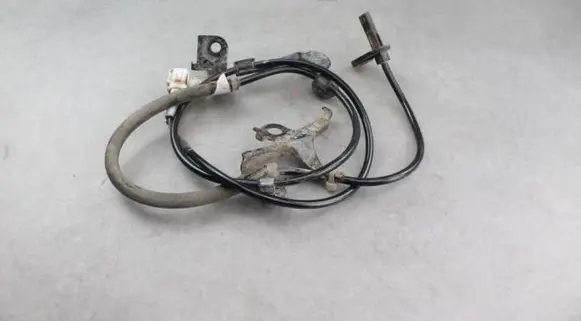 Toyota Yaris ABS brake wheel speed sensor 895420D050