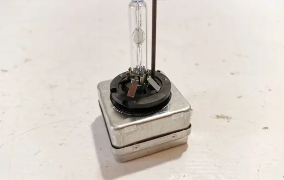 Mercedes-Benz C W204 Xenon bulb 9285141294