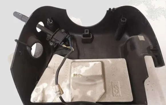 Peugeot 206 Steering wheel column trim 9635467377
