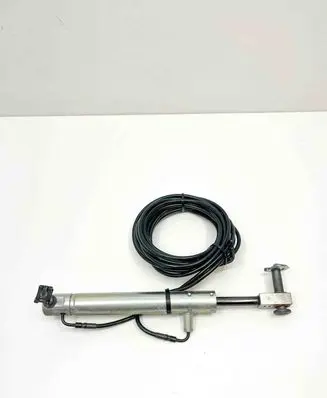 Mercedes-Benz SL R230 Convertible roof main ram cylinder A2308001572 2308001572