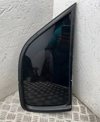 Hyundai Tucson JM Rear side window 878202e000