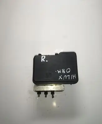 Toyota Hilux (AN10, AN20, AN30) ABS Pump 4451071030 8954171030 13511019490