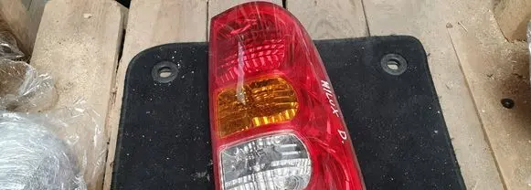 Toyota Hilux (AN10, AN20, AN30) Rear/tail lights