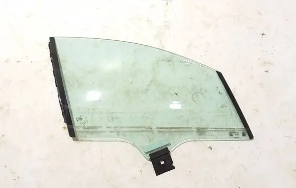 Porsche Panamera (971) Front door window glass four-door 971845020