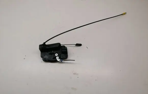 Opel Vivaro Front door lock 8200008247 91166228