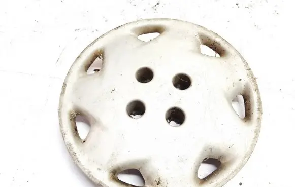 Citroen Berlingo R14 wheel hub/cap/trim 9626698880 2107-u100