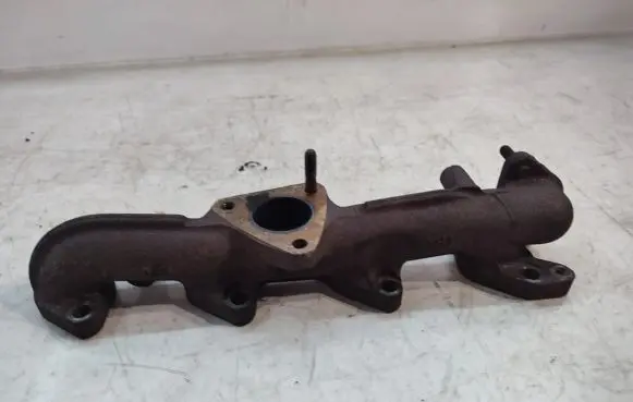 KIA Magentis Exhaust manifold