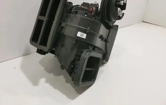 BMW 1 F40 Interior heater climate box assembly 34567