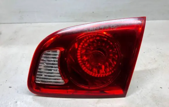 Hyundai Santa Fe Tailgate rear/tail lights 924062B000