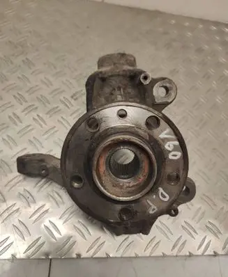 Volvo V60 Front wheel hub 6g913k170a