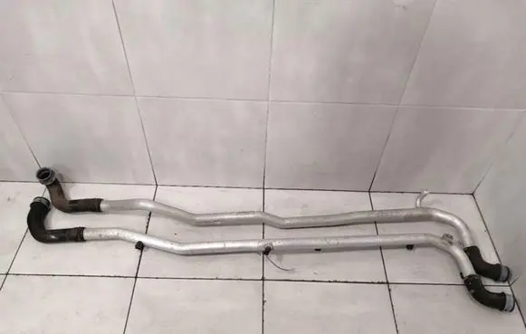 Porsche Boxster 981 Air conditioning (A/C) pipe/hose 98110605102