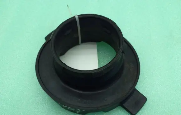 Land Rover Freelander 2 - LR2 Rear coil spring rubber mount 6G915A327UAC