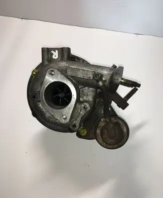 Nissan Navara D40 Turbo 14411VK500 25230D VN30110