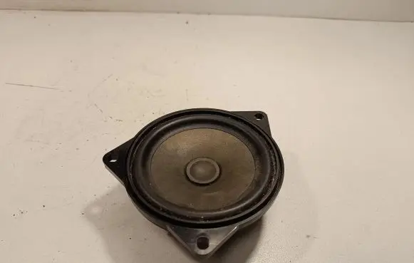 BMW 1 F20 F21 Parcel shelf speaker 9288770 65139288770 6513928877004