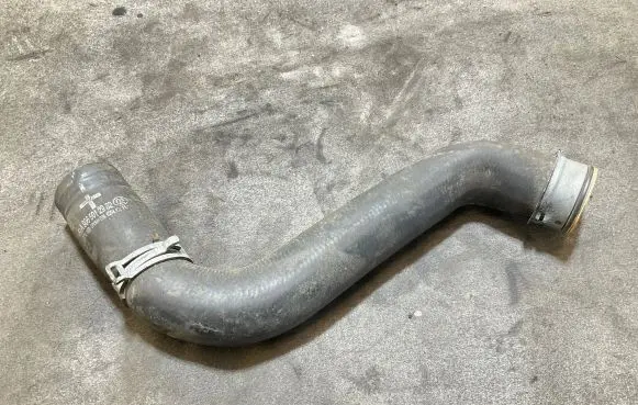 Mercedes-Benz Sprinter W906 Engine coolant pipe/hose A9065012982