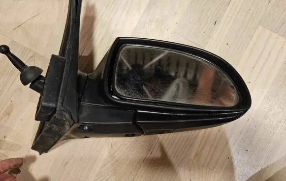 Hyundai Accent Manual wing mirror 