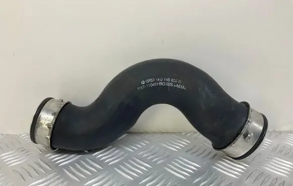 Audi TT TTS Mk2 Intercooler hose/pipe 1K0145832B