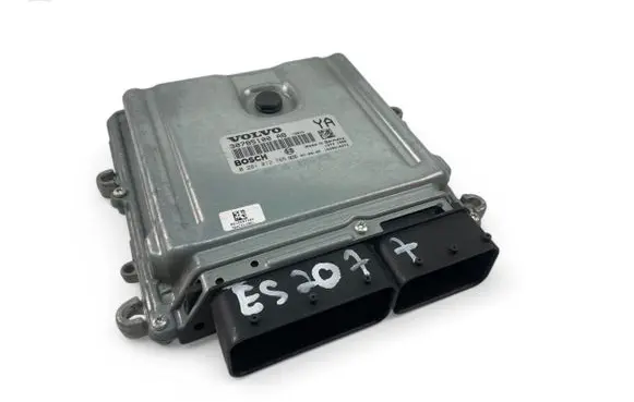 Volvo V70 Engine control unit/module ECU 30785100AB 0281012765