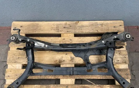 Volkswagen Golf VIII Rear subframe 5H0500039A