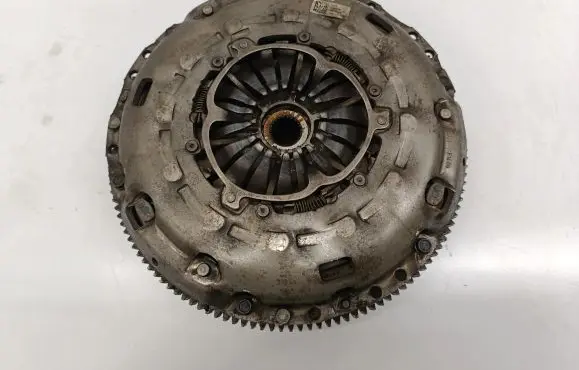 Volkswagen PASSAT B8 Clutch set kit 04L141015E 022141031S