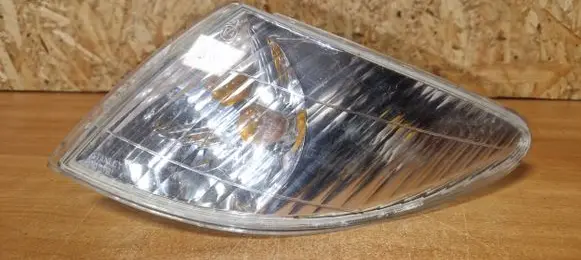 Mazda Premacy Front indicator light P0276l