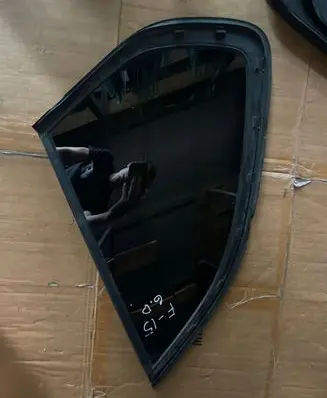 BMW X5 F15 Rear side window