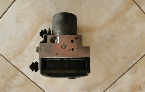 Audi A7 S7 4G ABS Pump 4G0907379J