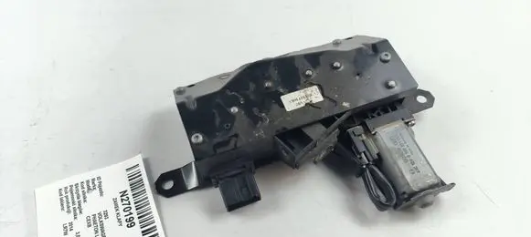 Volkswagen Phaeton Tailgate boot lock/latch motor 3D5827505F