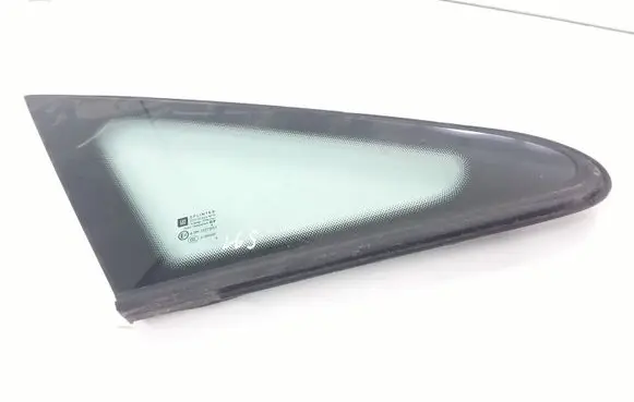 Opel Zafira B Front door vent window glass four-door AS2