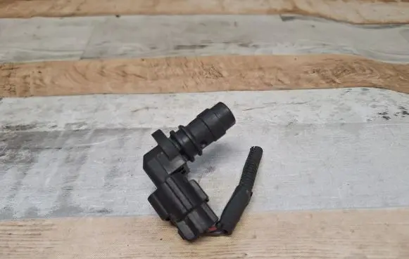Volvo XC90 Camshaft position sensor 8627354 1090031001