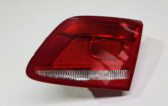 Volkswagen PASSAT B7 Tailgate rear/tail lights 3AE945094J