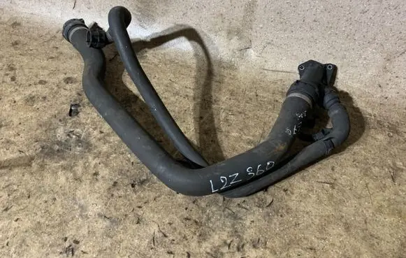 BMW X5 E70 Engine coolant pipe/hose 2247744
