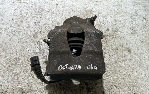 Skoda Octavia Mk2 (1Z) Front brake caliper