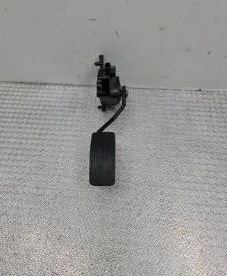 Nissan Qashqai Accelerator throttle pedal 2197B 01178