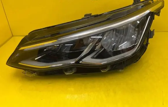 Volkswagen Golf VIII Headlight/headlamp 5H1941005B