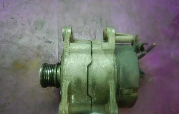 Volkswagen Sharan Generator/alternator 0123515020