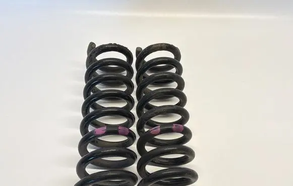 Mercedes-Benz C W204 Rear coil spring A2043240404