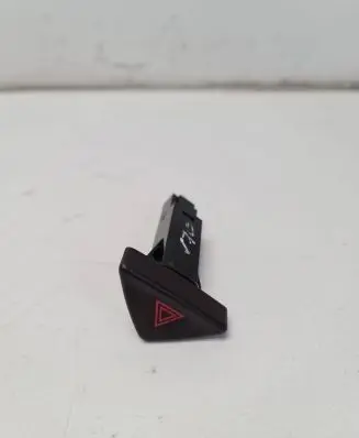 Volvo V70 Hazard light switch 9441045 01W442