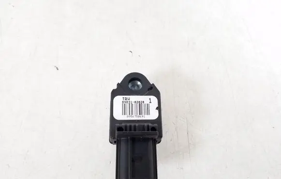 Toyota Corolla E120 E130 Airbag deployment crash/impact sensor 89831-02020