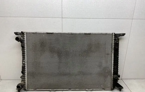 Audi Q5 SQ5 Coolant radiator 8K0121251T