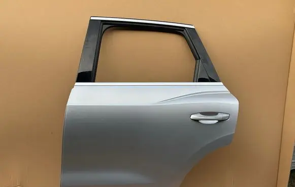 Audi Q3 F3 Rear door DRZWIQ883A1