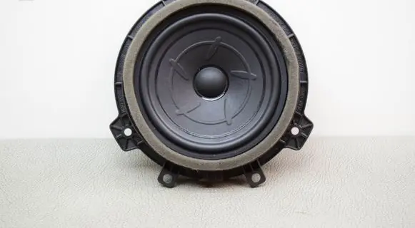 Hyundai i10 Rear door speaker 96330K7000