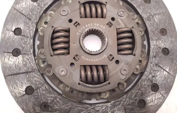 Mercedes-Benz Sprinter W906 Clutch pressure plate A0012525805