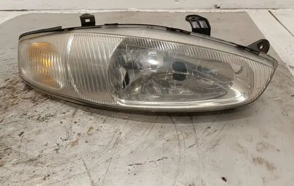 Mitsubishi Colt Headlight/headlamp