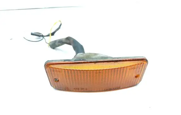 Jaguar XJS Front bumper turn signal 54586351 L930L931