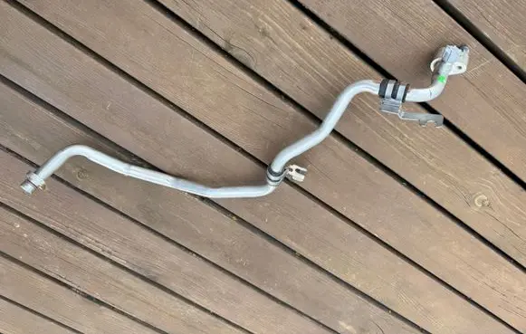Renault Captur II Air conditioning (A/C) pipe/hose 924808928R
