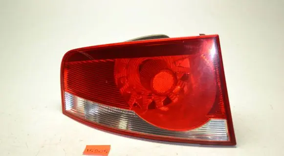 Rear/tail lights
