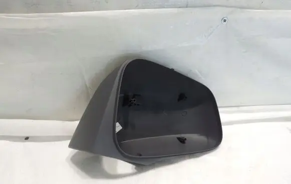 Opel Mokka X Plastic wing mirror trim cover 95330570