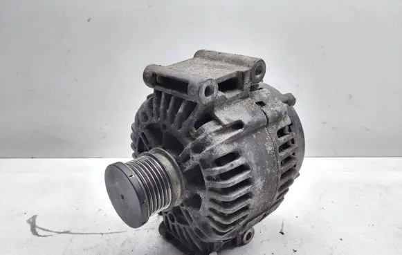 Mercedes-Benz C W204 Generator/alternator A0141541102